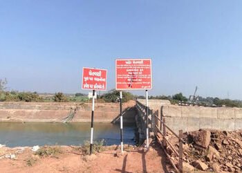 કુડાનો જર્જરિત બ્રિજ 6 મહિનાથી બંધ, રિપેર નહીં કરતા લોકોને હાલાકી | Kuda’s dilapidated bridge closed…