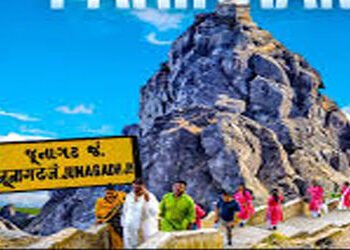 આજે 300 થી વધુ લોકોના સંઘને ગિરનાર પરિક્રમાની મંજૂરીથી આશ્ચર્ય | Today a group of over 300 people wa…