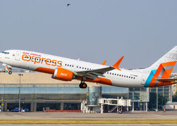 ‘મને લોહી નીકળવા લાગ્યું, દીકરી આઘાતમાં..’, દિલ્હી એરપોર્ટ પર પાઈલટે યાત્રીને લોહીલુહાણ કરી નાખ્યો