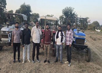 થાનના સોનગઢમાં કોલસા ખનન પર તંત્રના દરોડા – 2 કૂવા ઝડપાયા | Authorities raid coal mining in Songadh …