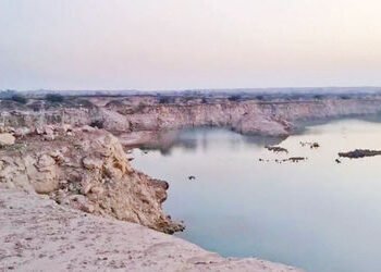થાનના જામવાળી અને ચોટીલાના વાવડીમાં ખનિજ ચોરીનો પર્દાફાશ | Mineral theft exposed in Jamwali and Chot…