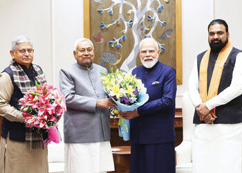 અચાનક દિલ્હી પહોંચ્યા નીતિશ કુમાર, PM મોદી સાથે કરી મુલાકાત, જાણો કયા મુદ્દે થઈ ચર્ચા | Bihar Politi…