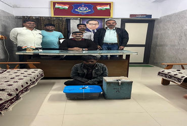 રૂ. 1.58 લાખના ગાંજા સાથે બિહારનો શખ્સ ઝડપાયો | Bihar man caught with ganja worth Rs 1 58 lakh