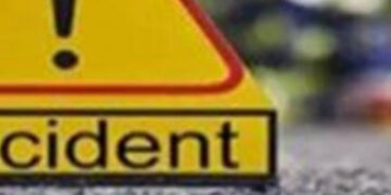 મુંબઇ-દિલ્હી એક્સપ્રેસ વે પર ટ્રકે પલટી મારતા શેરડી નીચે દબાઇ જતા યુવાનનું કરૃણ મોત | accident at ex…