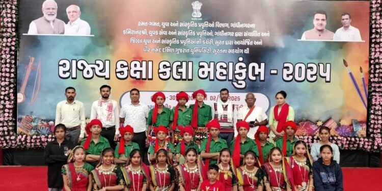 રાજ્યકક્ષા કલા મહાકુંભમાં ડૉન બોસ્કો હાઇસ્કુલ કવાંટ રાજ્યમાં પ્રથમ ક્રમાંકે આવી.