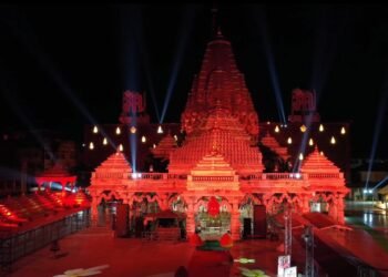 અંબાજી મંદિર ના પેટા મંદિરના પૂજારી “કનુ મહારાજ” દક્ષિણ ભારત ના પ્રવાસે..