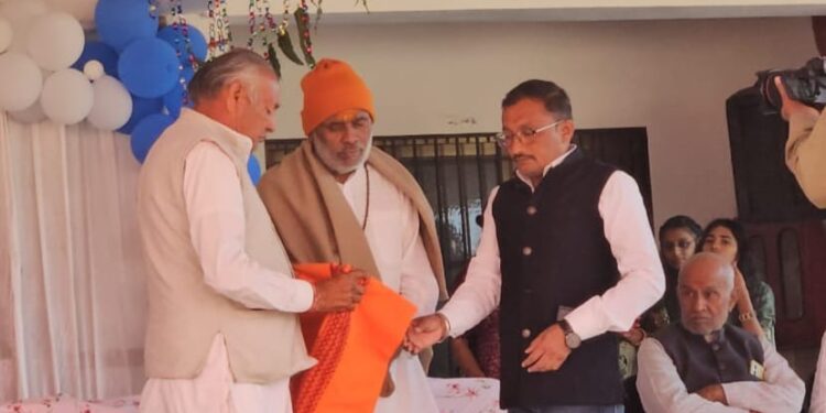 બગદાણા: શ્રી બજરંગદાસબાપા શૈક્ષણિક સંકુલ નર્સિંગ કોલેજ ખાતે ઓથ સેરેમની કાર્યક્રમ યોજાયો