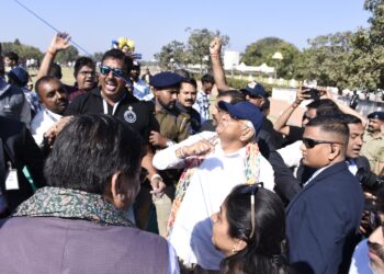 ’ગાંધીનગર પતંગ મહોત્સવ – ૨૦૨૬’નો શાનદાર પ્રારંભ કરાવતા મુખ્યમંત્રી ભૂપેન્દ્ર પટેલ