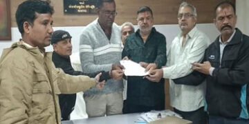 થાનમાં 2 વર્ષ પહેલા શરૃ કરેલું રેલવે અંડરપાસનું કામ બંધ કરતા હાલાકી | Disappointment as work on rail…