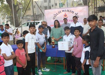 વડોદરા મધ્યસ્થ જેલ ખાતે સ્ટાફ પરિવારના બાળકો માટે બાળ રમતોત્સવનું આયોજન | Children’s sports festival…