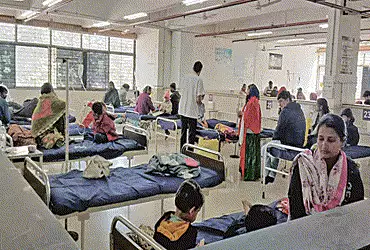 ગાંધીનગરમાં જળકાંડઃઆદિવાડાની બાળકીનું શંકાસ્પદ મોત | Flood in Gandhinagar: Suspicious death of triba…