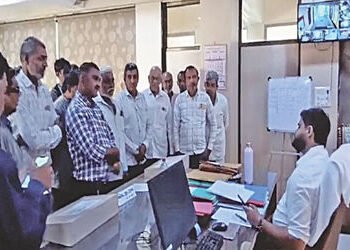 ગામના તળાવ ખાલી થઇ જતા કૂવામાંથી દૂર્ગધયુક્ત પાણીનું વિતરણ થતાં રોગચાળાની દહેશત | Fear of epidemic a…