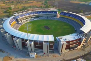 વડોદરામાં વન-ડેની ટિકિટોના વેચાણમાં ગેરરીતિના ગંભીર આક્ષેપ, અધિકૃત ભાવ કરતાં 50 ટકા વધુ ભાવે વેચાણ…..