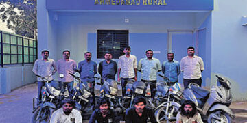 દસક્રોઇના કમોડ ગામની વાહન ચોર ટોળકીના 4 સાગરિત ઝડપાયા | 4 members of a vehicle theft gang from Kamod…