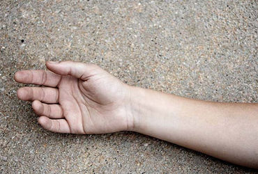 ફતેગંજ વિસ્તારના ફ્લેટમાં રહેતા વિદેશી વિદ્યાર્થીની લાશ મળતા ચકચાર | Body of foreign student found l…