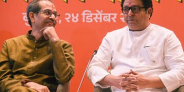 Explainer: મુંબઈ ગુજરાતને સોંપવાની તૈયારી, BMC ચૂંટણી પહેલા ઠાકરે બંધુઓએ આલાપ્યો દાયકાઓ જૂનો રાગ | M…