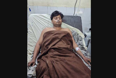 જામનગરમાં કાલાવડ નાકા બહાર ઓવર સ્પીડના કારણે એક રીક્ષાની ગુલાંટ: રીક્ષાચાલકને ગંભીર ઈજા થવાથી હોસ્પિ…