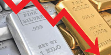 સોનામાં રૂ.3000નું ગાબડું : મુંબઈ ચાંદીમાં રૂ.20,000નો કડાકો બોલાયો | Gold falls by Rs 3000: Silver …