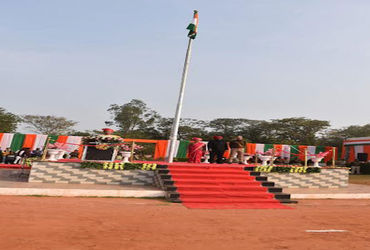 સુરેન્દ્રનગર પોલીસ પરેડ ગ્રાઉન્ડમાં 77મા પ્રજાસતાક પર્વની ઉજવણી | 77th Republic Day celebration at S…