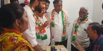શહેરના વિવિધ વિસ્તારોમાં ડ્રેનેજ અને દૂષિત પાણી મુદ્દે ઉગ્ર વિરોધ | Fierce protests over drainage an…