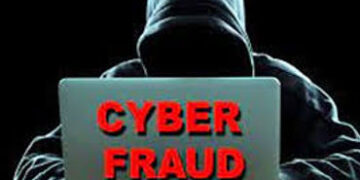 વૃદ્ધ પાસે એપ ચાલુ કરવા પ્રોસેસ કરાવી સવા ત્રણ લાખ પડાવ્યા | Ekkewe chon fofforingau won Internet ra…