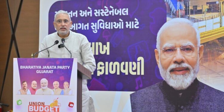 કેન્દ્રીય બજેટ 2026-27 અંતર્ગત ભાજપા પ્રદેશ અધ્યક્ષશ્રી જગદીશભાઈ વિશ્વકર્માની વિશેષ ઉપસ્થિતિમાં અમદા…