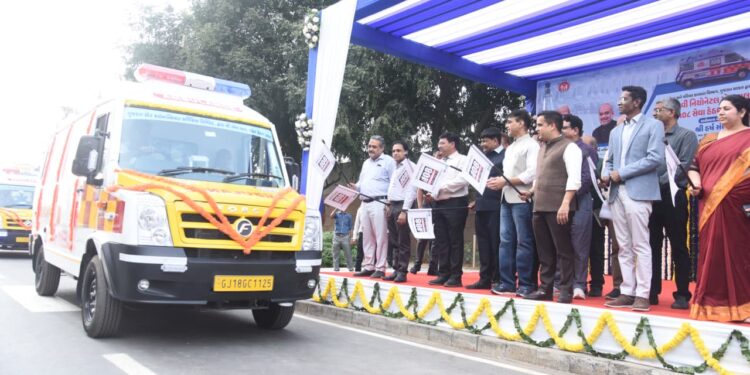 નાયબ મુખ્યમંત્રી શ્રી હર્ષ સંઘવીના હસ્તે અને આરોગ્ય મંત્રી શ્રી પ્રફુલ પાનશેરીયાની ઉપસ્થિતિમાં નવજાત…