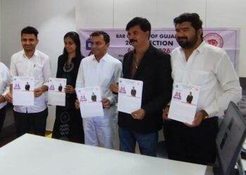 બાર કાઉન્સિલની ચૂંટણીમાં લોકચાહના મેળવતા ઉમેદવાર નરેન્દ્ર માધુ જીતની રેસમાં અગ્રેસરનો સમર્થકોનો દાવો…