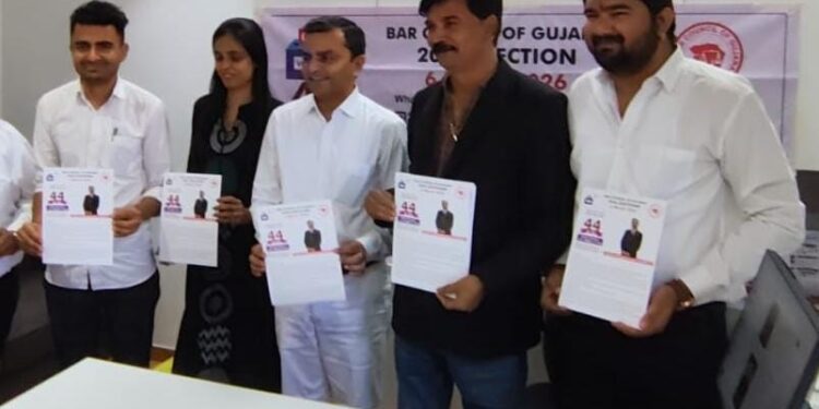 બાર કાઉન્સિલની ચૂંટણીમાં લોકચાહના મેળવતા ઉમેદવાર નરેન્દ્ર માધુ જીતની રેસમાં અગ્રેસરનો સમર્થકોનો દાવો…