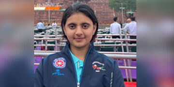 ગુજરાત યુનિવર્સિટી ગેસ્ટ હાઉસમાં વિદ્યાર્થિનીનો આપઘાતનો મામલો: ભેદી મોત પાછળનું કારણ અકબંધ, યુવતીનો …