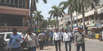 વડોદરામાં હવે, ઠંડીની વિદાય નિશ્ચિત : બપોરે ગરમીનો અહેસાસ થતાં લોકો એસી, પંખા ચલાવવા માટે મજબૂર | Pe…