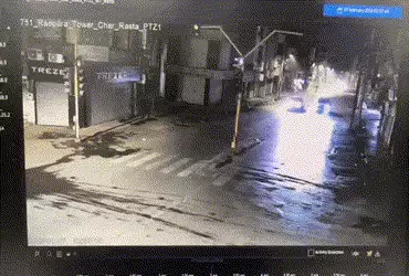 વડોદરા: રાવપુરા લક્ઝરી કાર અકસ્માત કેસમાં મોટી કાર્યવાહી, મુંબઈ ભાગી ગયેલા કારચાલક આકાશની ધરપકડ | Va…