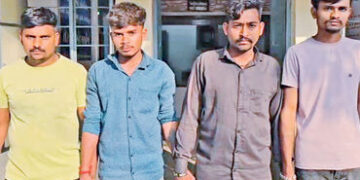 નડિયાદના ટુંડેલ ગામે યુવકના બીભત્સ પ્રદર્શન મામલે 11 શખ્સો સામે ફરિયાદ | Complaint filed against 11 …