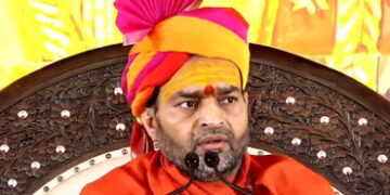 જાણીતા કથાવાચક પર લાગ્યો દુષ્કર્મનો આરોપ, પીડિતાએ કહ્યું – ધર્મ અને આસ્થાના નામે મને ફસાવી | uttam s…