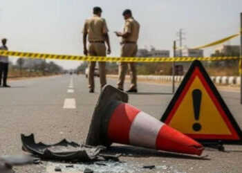 સુરતમાં NH-48 પર ગમખ્વાર અકસ્માત, અજાણ્યા વાહનની ટક્કરે રિક્ષાનો કચ્ચરઘાણ, બે મહિલાના મોત | Surat NH…