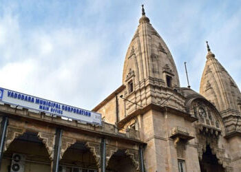 વડોદરામાં તાંદલજા-સહકાર નગરના ઝુંપડા તોડ્યાને આઠ વર્ષ થયા છતાં મકાન મળ્યા નહીં : 18 મહિનાથી ભાડું ચૂ…