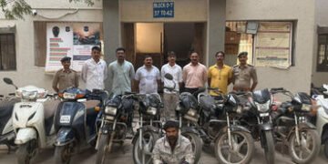 હાઇવે પર પાર્ક કરતા નોકરીયાતોના ટુવ્હીલર ચોરનાર પકડાયો,10 વાહનો કબજે | vehicle thief caught with 10 …