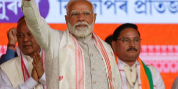 કોંગ્રેસ આતંકવાદીઓને ખભે બેસાડી દેશના ભાગલા પાડવા માંગે છે: આસામમાં PM મોદીનું સંબોધન | PM Modi In A…