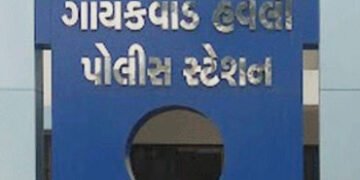 ‘હવે નહીં મળે, મરી જા…’, અમદાવાદમાં રિક્ષાચાલકે એસિડ ગટગટાવ્યું, પત્નીએ બે લોકો સામે FIR નોંધાવી |…