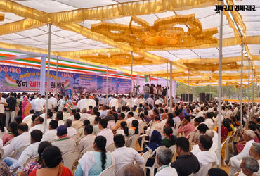 ગાંધીનગર: બજેટ સત્રના પ્રથમ દિવસે કોંગ્રેસનું શક્તિ પ્રદર્શન, ‘મનરેગા બચાવો સંગ્રામ’ મુદ્દે યોજી જન …