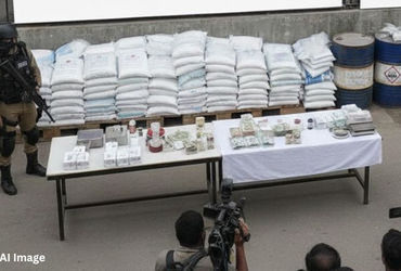 ડ્રગ્સ માફિયાઓ બેફામ? ગુજરાતમાં એક જ વર્ષમાં રૂ.2240 કરોડનું સિન્થેટિક ડ્રગ્સ ઝડપાયું | Gujarat Crac…