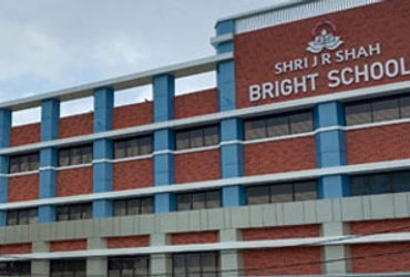 કારેલીબાગની બ્રાઇટ સ્કૂલને મળેલી ધમકીનું રાઝ ખૂલ્યું,11 વર્ષના વિદ્યાર્થીએ સ્કૂલે નહિ જવા મેલ કર્યો …