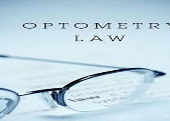 આંખના નંબર તપાસીને ચશ્મા- લેન્સનાં થતાં વેચાણમાં કાયદાનો સરેઆમ ભંગ | Selling glasses and lenses by c…