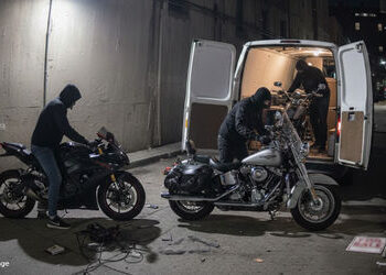 જામનગર શહેર અને કાલાવડ તાલુકાના ટોડા ગામમાંથી વધુ બે મોટરસાયકલ ચોરી થઈ ગયાની પોલીસ ફરિયાદ | Police c…