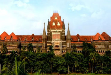 એકલી માતાએ ઉછેરેલા બાળક માટે પિતાની સરનેમ જરૂરી નથી, બોમ્બે હાઈકોર્ટનો મહત્ત્વનો ચુકાદો | bombay hig…