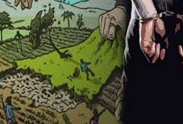 પત્રાપસરના ગૌચરમાં કબ્જો કરનાર 15 સામે લેન્ડગ્રેબિંગનો ગુનો | Land grabbing case against 15 for encr…