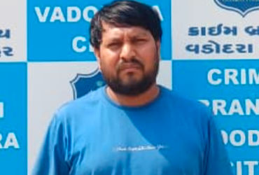 10 કરોડની લોન આપવાનું કહી 31 લાખ પડાવાના બનાવમાં ફાઇનાન્સ કંપનીની મહિલા ડાયરેક્ટરનો પુત્ર પકડાયો | s…