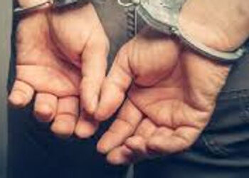 ચાર વર્ષ પહેલા સુરતમાં થયેલી બે કરોડની લૂંટનો વોન્ટેડ આરોપી ઝડપાયો | Wanted accused in two crore rob…