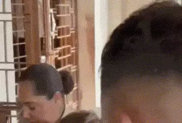 કીર્તિ પટેલને જૂનાગઢની કોર્ટમાં રજૂ કરાઈ, કોર્ટ કમ્પાઉન્ડમાં પહોંચતા જ રડવા લાગી | Junagadh News Kir…