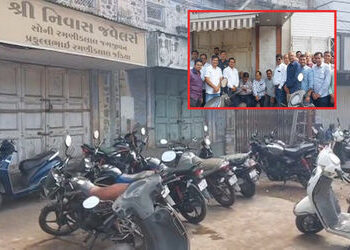 મોરબીમાં સોની યુવાનની હત્યાના વિરોધમાં જામનગરની ચાંદીબજાર અડધો દિવસ બંધ : ધરણાં સાથે વિરોધ પ્રદર્શન …